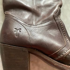 Rare Frye Boots- Chocolate Brown- Vintage-Sz 5 1/2